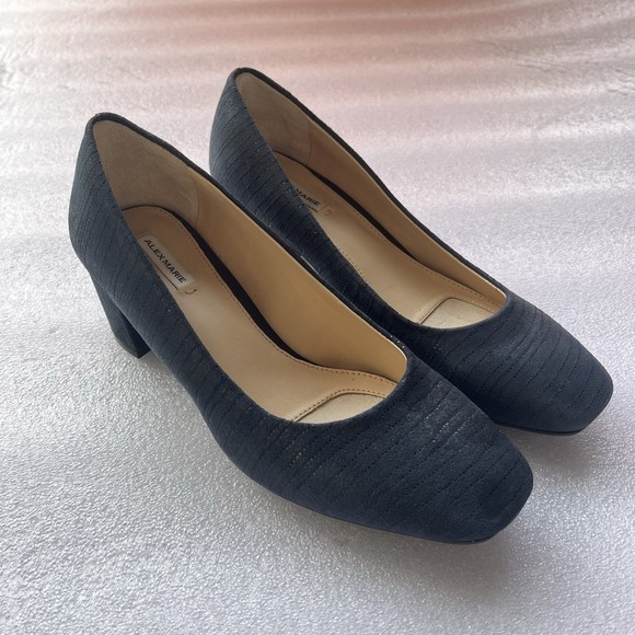 Alex Marie Soft Square Toe Seaport Navy 2" Heel Size 6 MSRP $79.99 - Picture 2 of 6